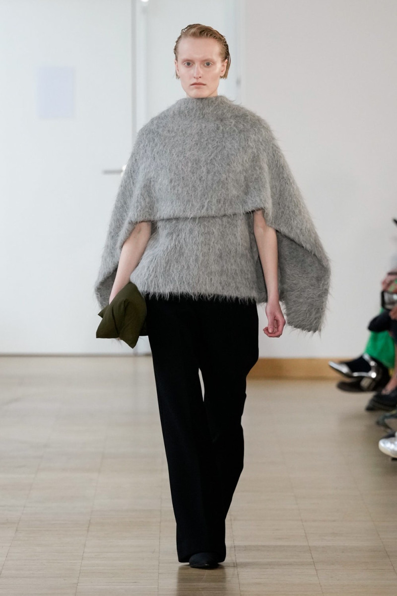 Christian Wijnants fashion show for Autumn/Winter 2025