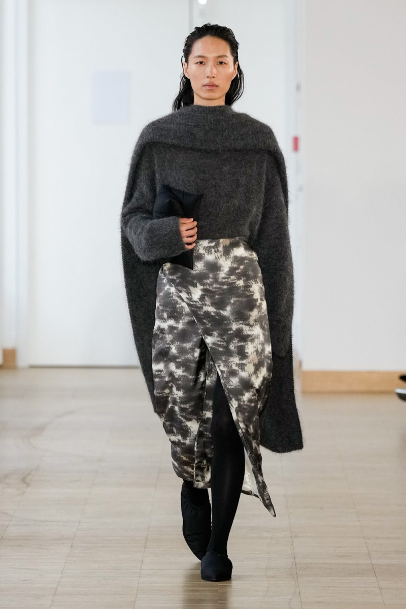 Christian Wijnants fashion show for Autumn/Winter 2025