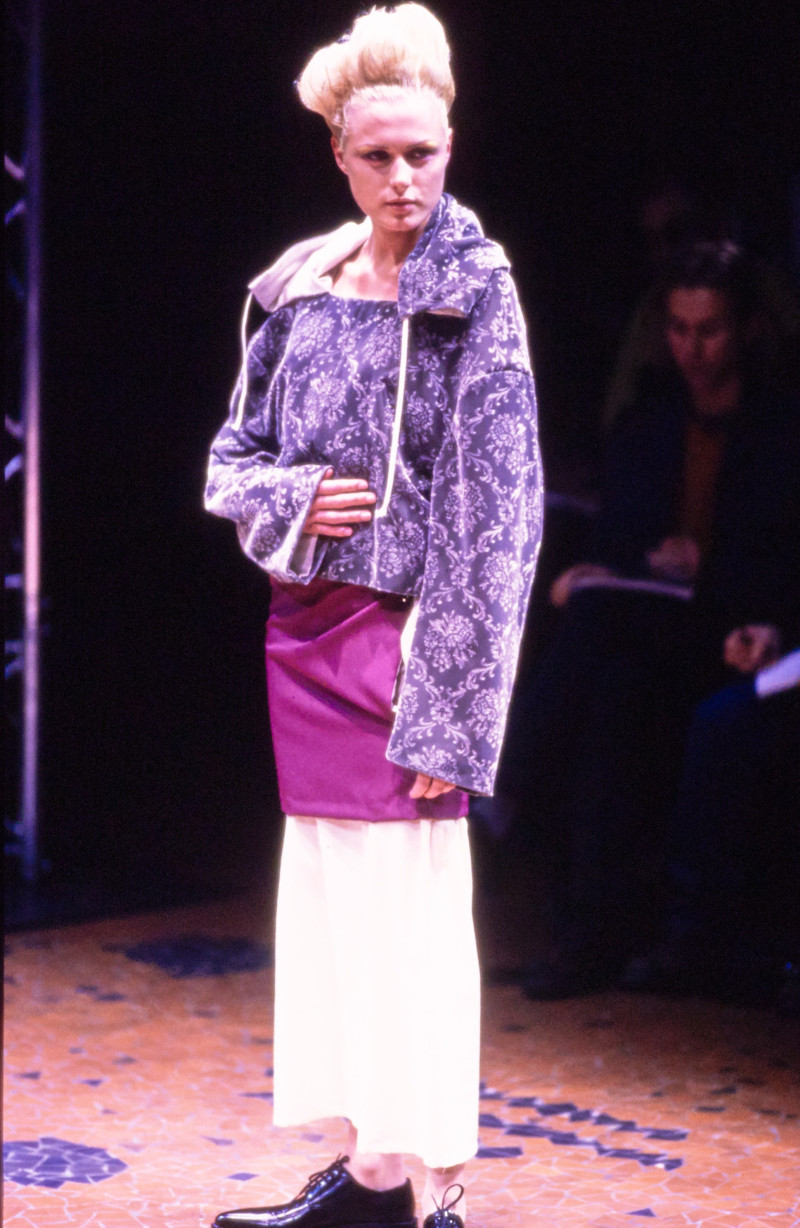 Comme des Garçons fashion show for Autumn/Winter 1996