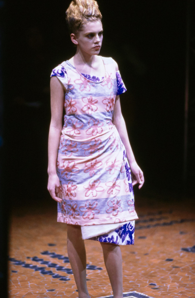 Comme Des Garcons fashion show for Autumn/Winter 1996