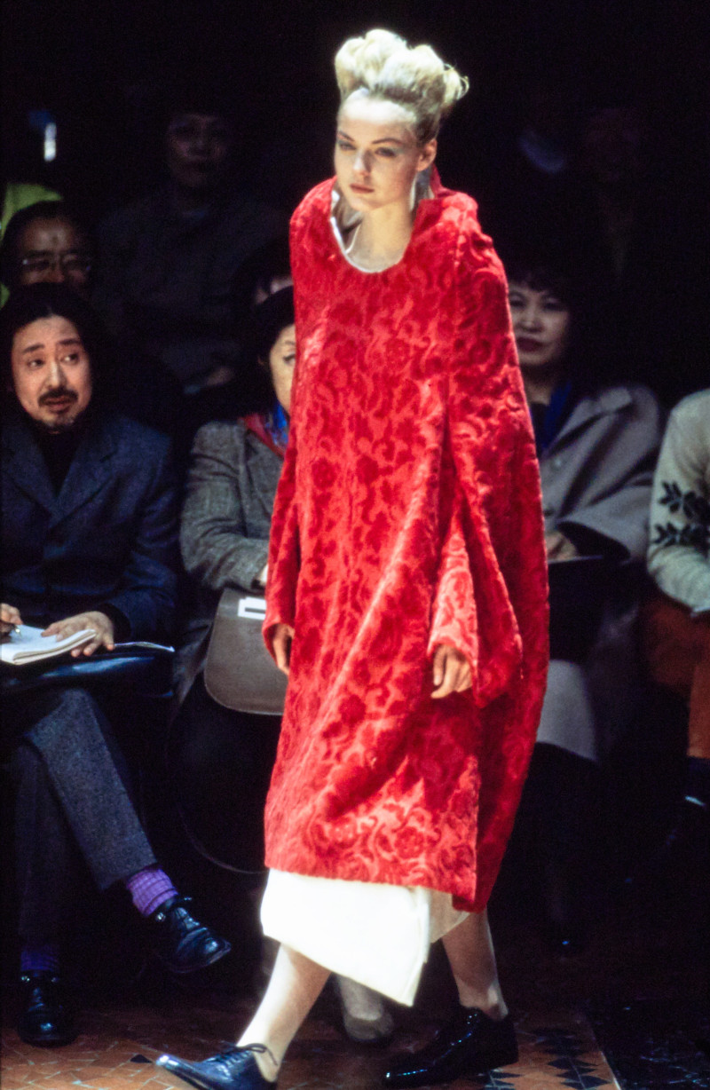 Comme des Garçons fashion show for Autumn/Winter 1996