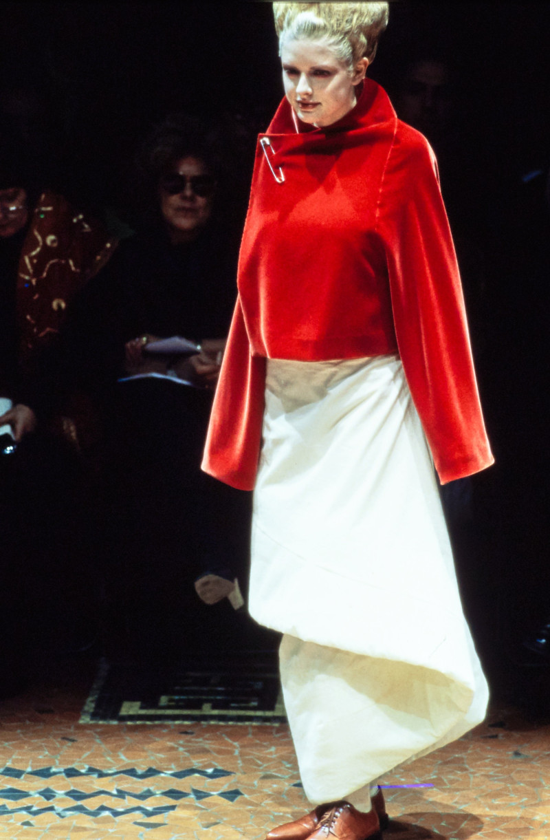Comme des Garçons fashion show for Autumn/Winter 1996