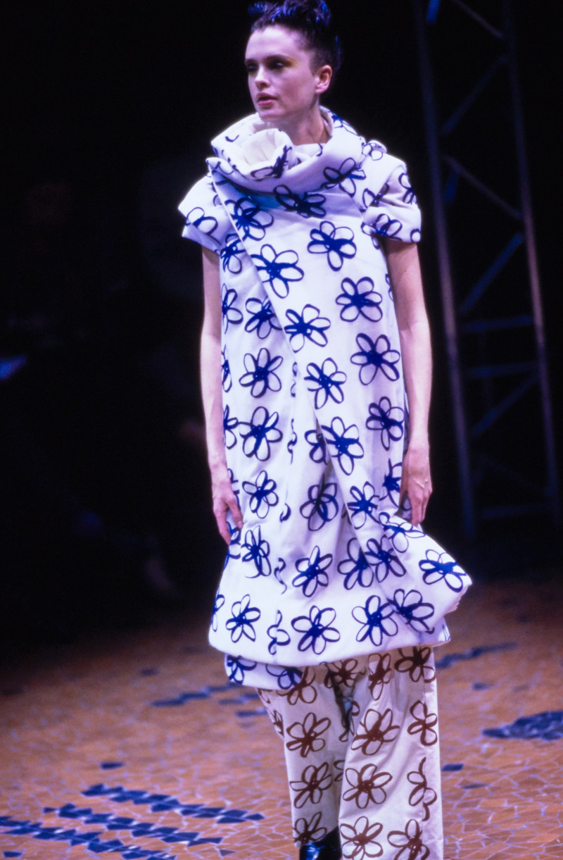 Comme des Garçons fashion show for Autumn/Winter 1996