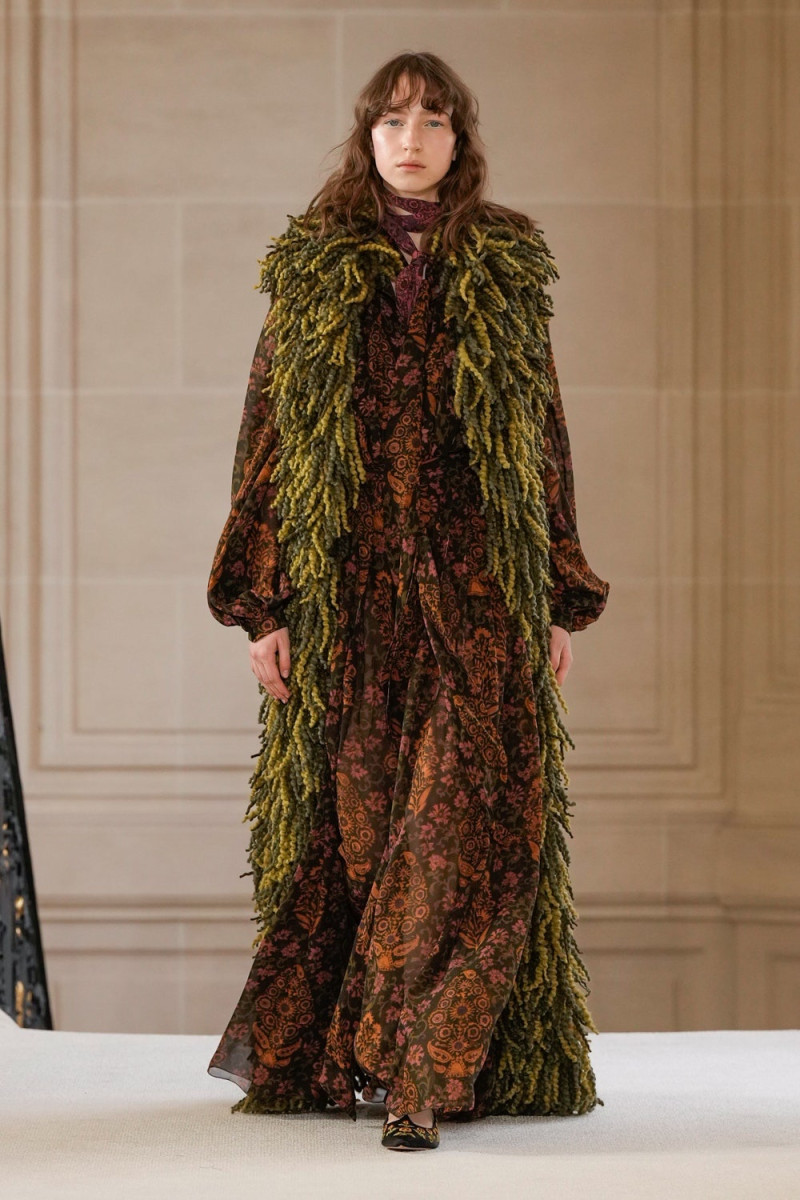 Giambattista Valli fashion show for Autumn/Winter 2025