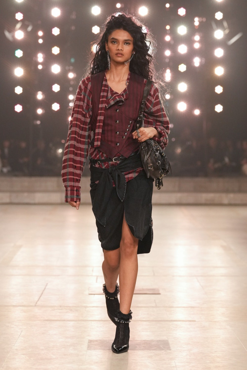 Isabel Marant fashion show for Autumn/Winter 2025