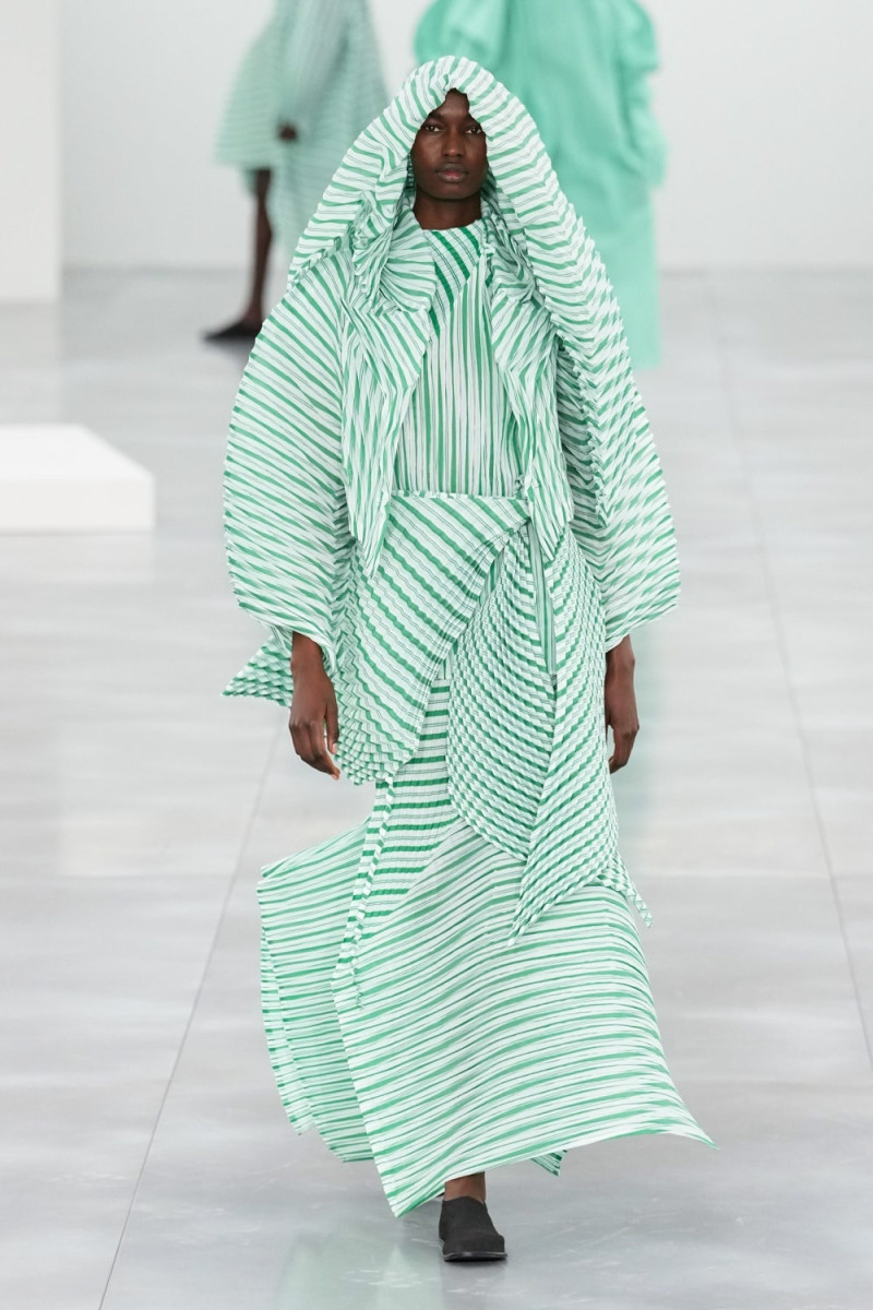 Issey Miyake fashion show for Autumn/Winter 2025