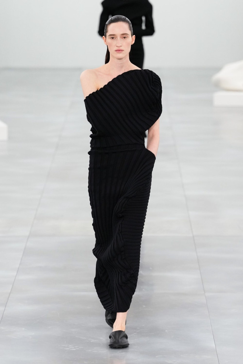 Issey Miyake fashion show for Autumn/Winter 2025