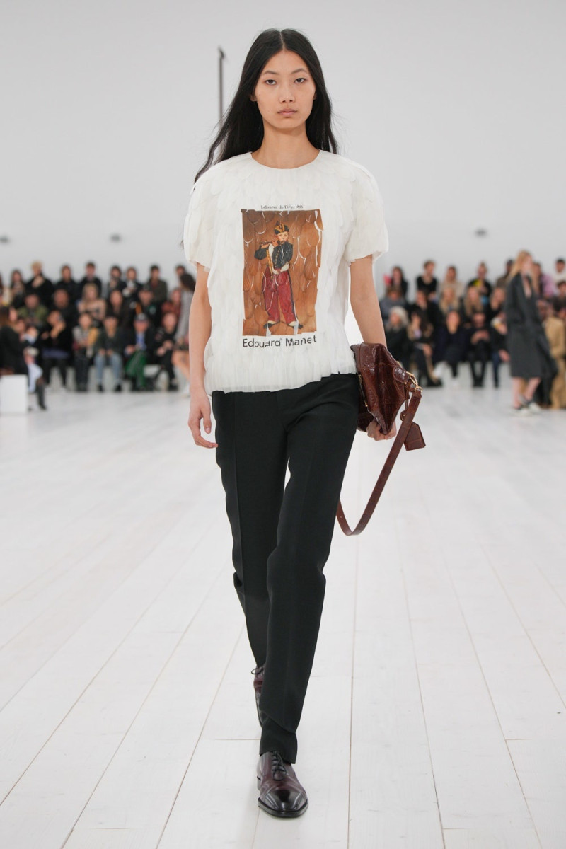 Loewe fashion show for Autumn/Winter 2025