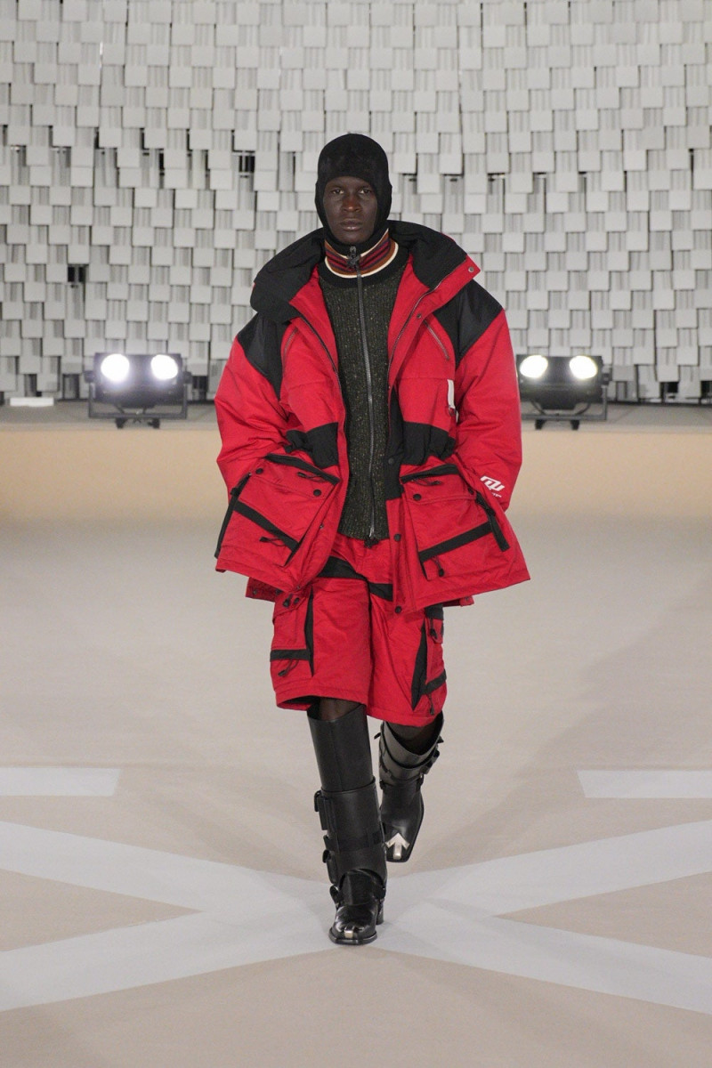 Off-White fashion show for Autumn/Winter 2025