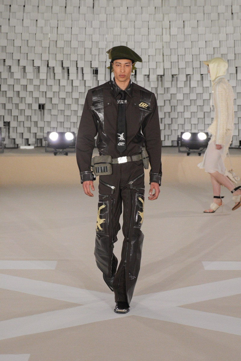 Off-White fashion show for Autumn/Winter 2025