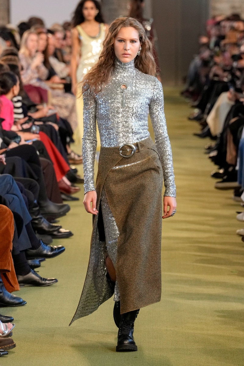 Paco Rabanne fashion show for Autumn/Winter 2025