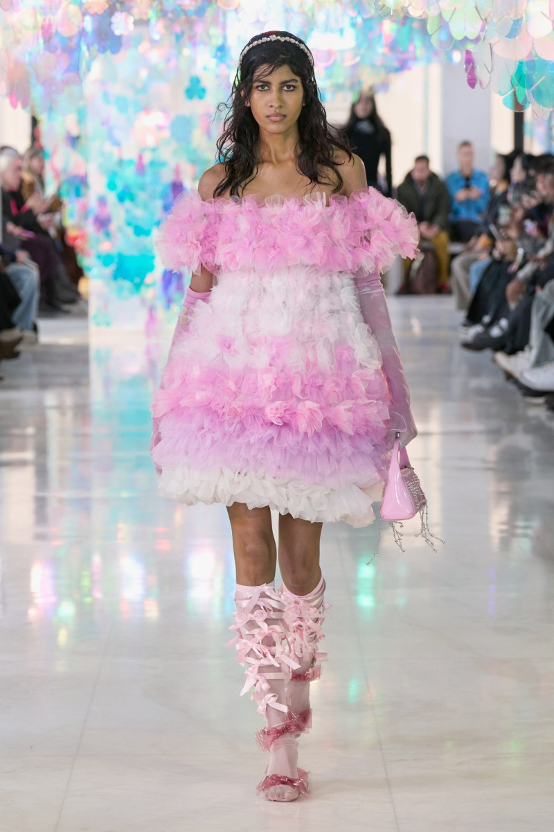 Susan Fang fashion show for Autumn/Winter 2025