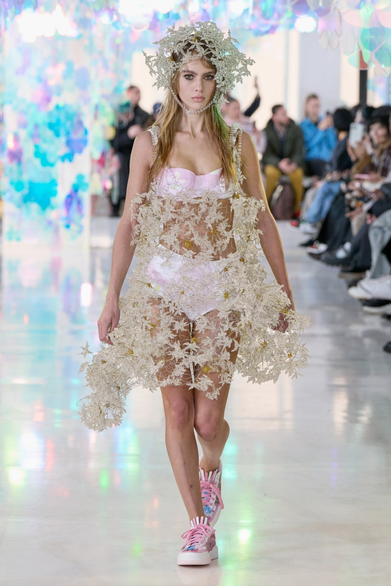 Susan Fang fashion show for Autumn/Winter 2025