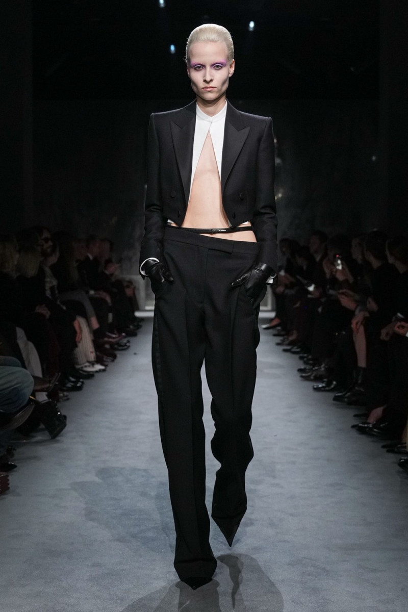 Tom Ford fashion show for Autumn/Winter 2025