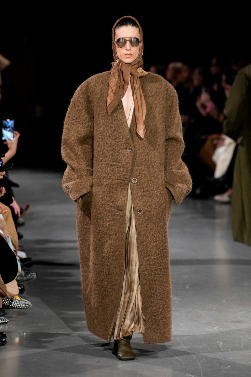 Uma Wang fashion show for Autumn/Winter 2025