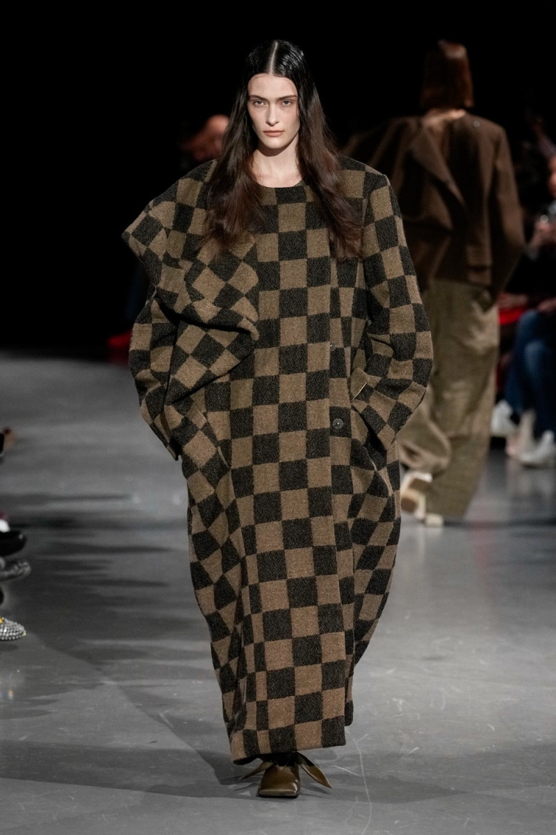 Uma Wang fashion show for Autumn/Winter 2025
