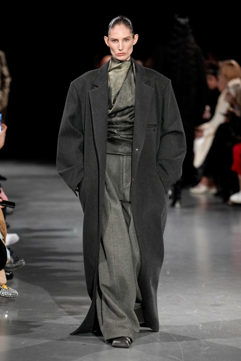 Uma Wang fashion show for Autumn/Winter 2025