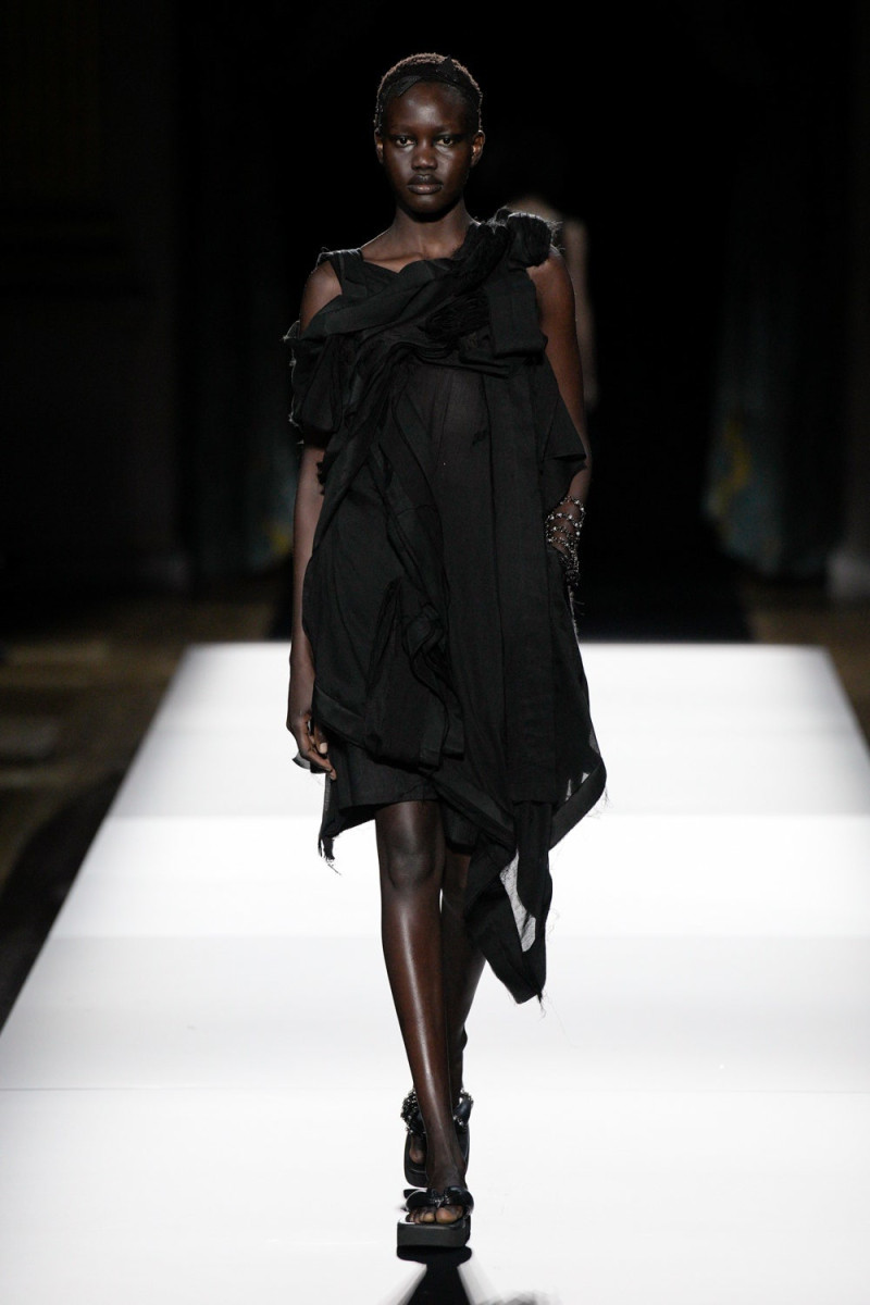 Yohji Yamamoto fashion show for Spring/Summer 2025