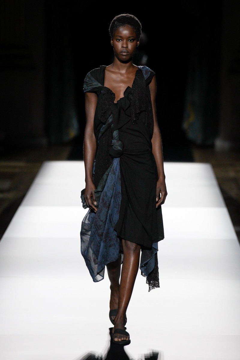Yohji Yamamoto fashion show for Spring/Summer 2025