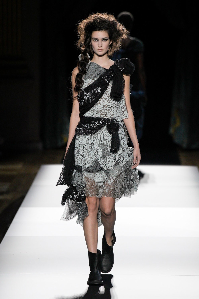 Yohji Yamamoto fashion show for Spring/Summer 2025