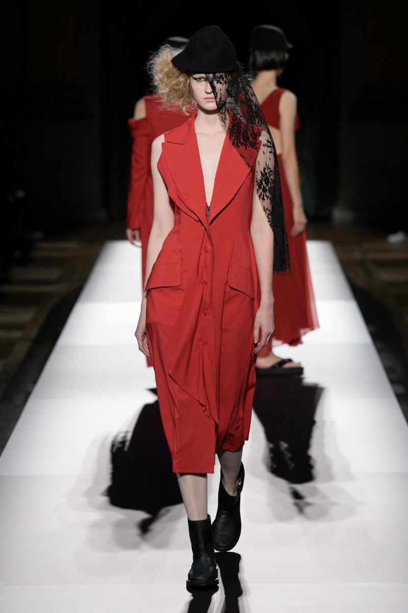 Yohji Yamamoto fashion show for Spring/Summer 2025