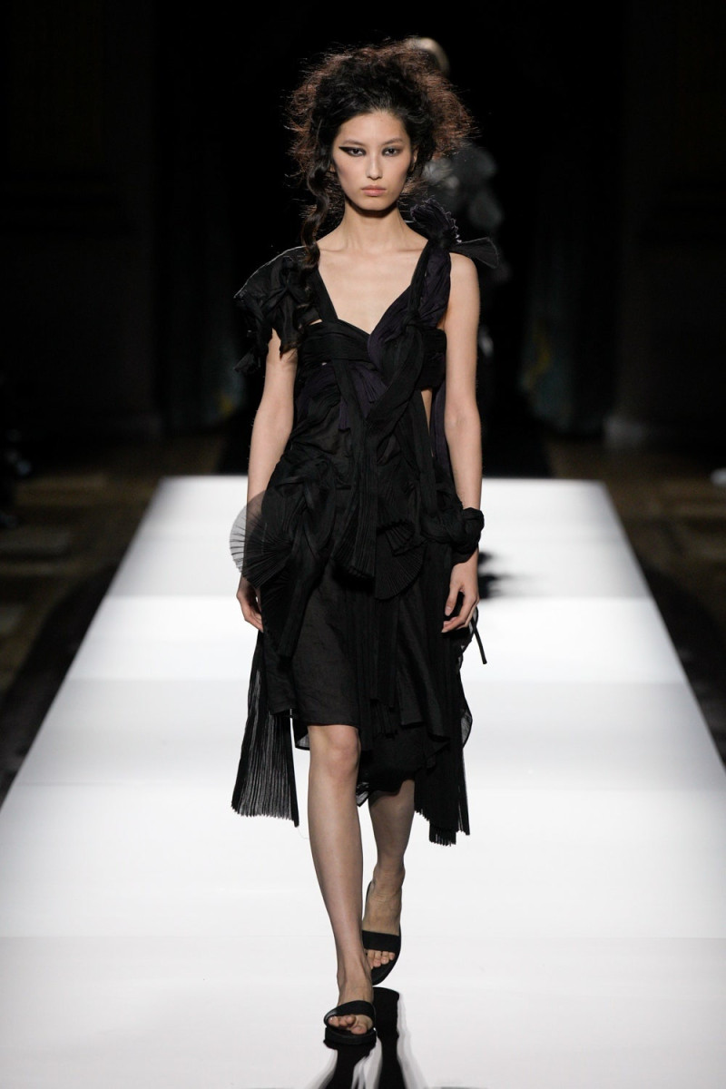 Yohji Yamamoto fashion show for Spring/Summer 2025