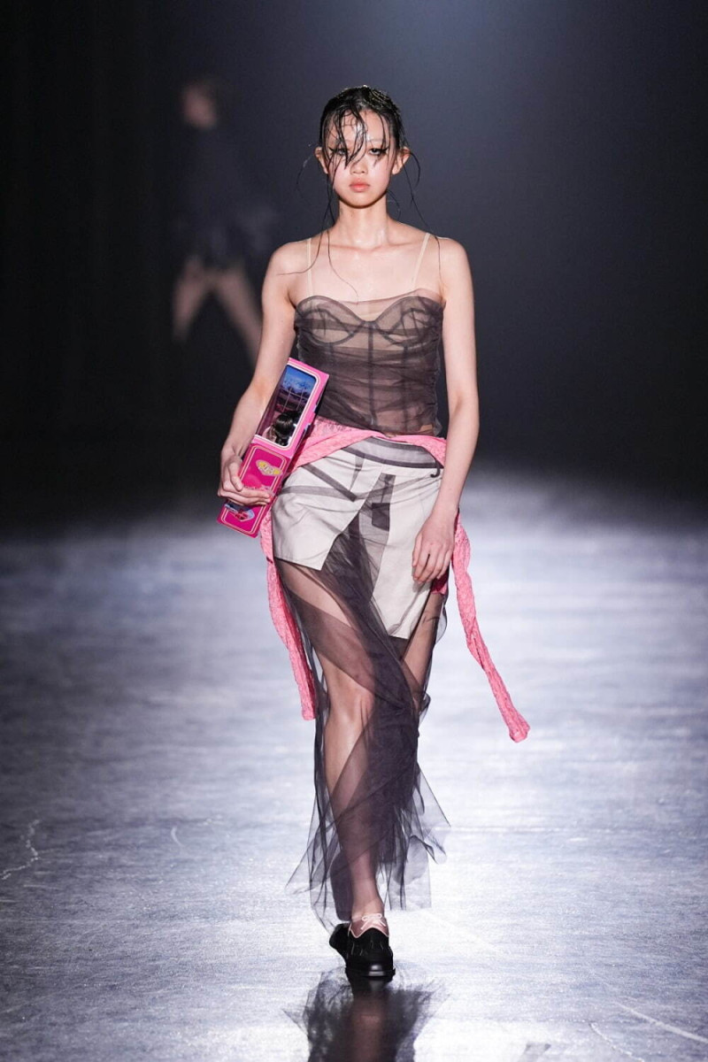 Chika Kisada fashion show for Autumn/Winter 2025