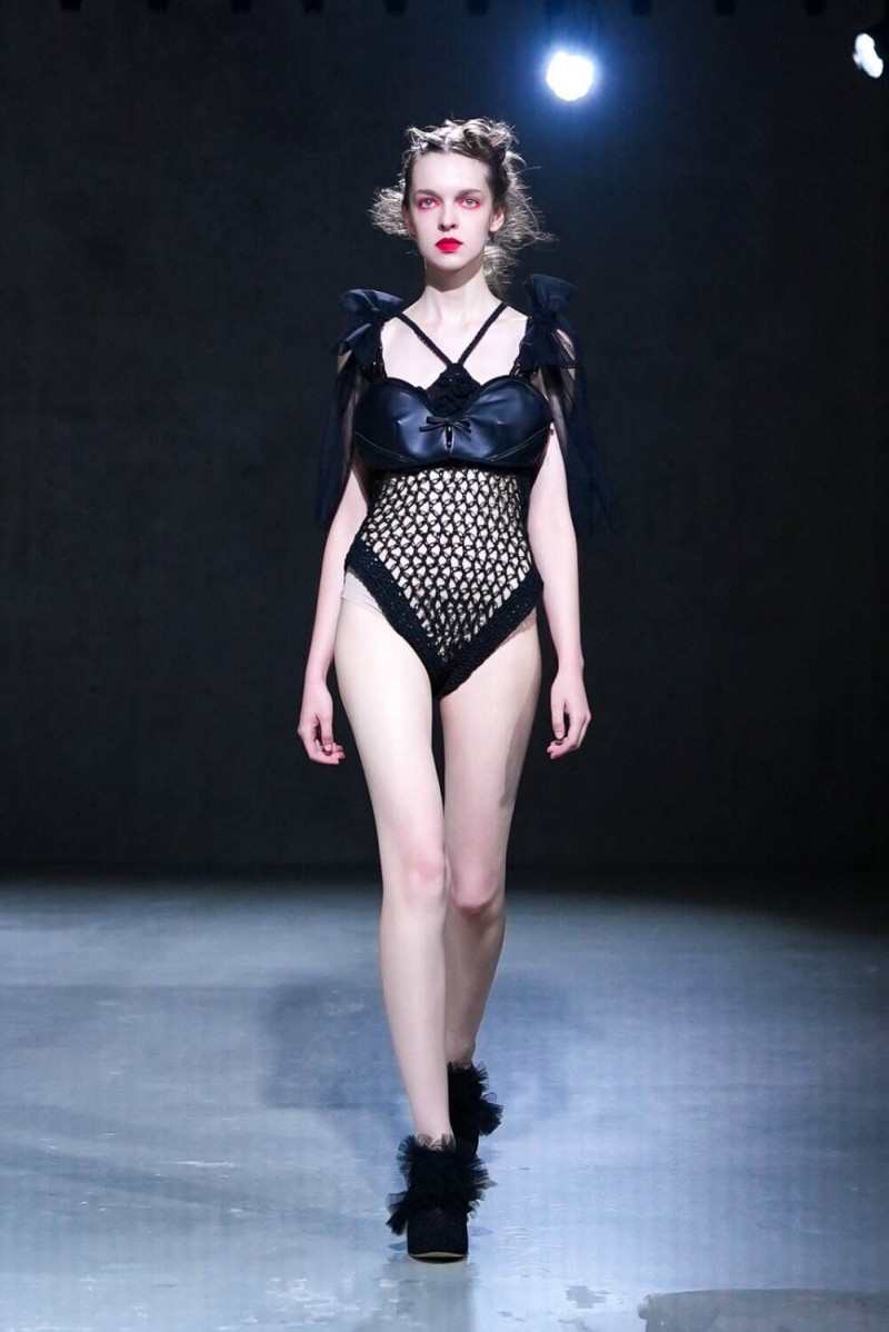 Chika Kisada fashion show for Spring/Summer 2025