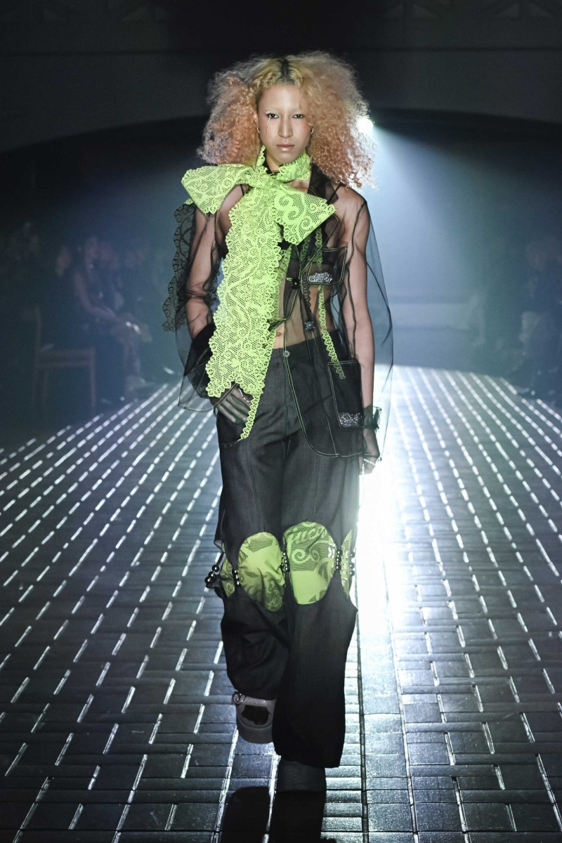 Yueqi Qi fashion show for Autumn/Winter 2025