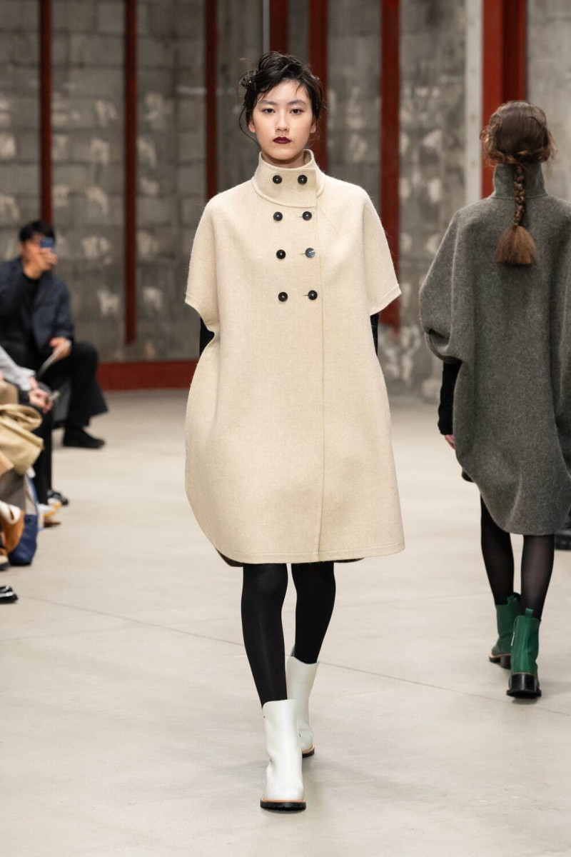 support surface fashion show for Autumn/Winter 2025