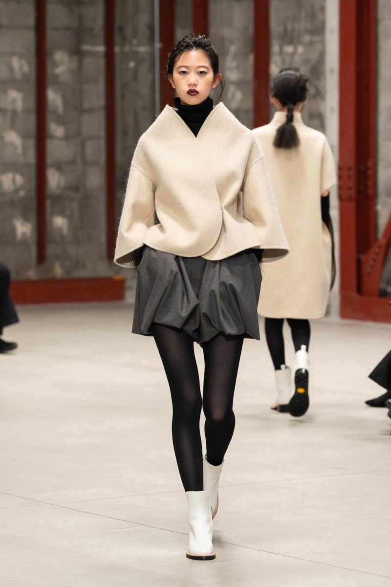 support surface fashion show for Autumn/Winter 2025