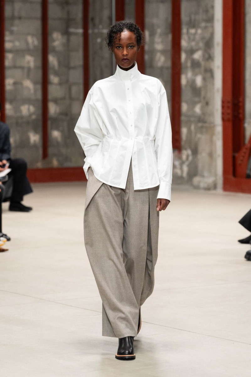 support surface fashion show for Autumn/Winter 2025