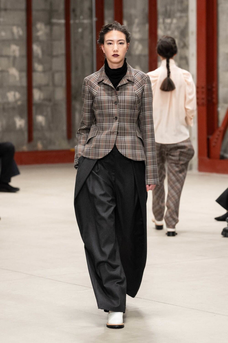 support surface fashion show for Autumn/Winter 2025