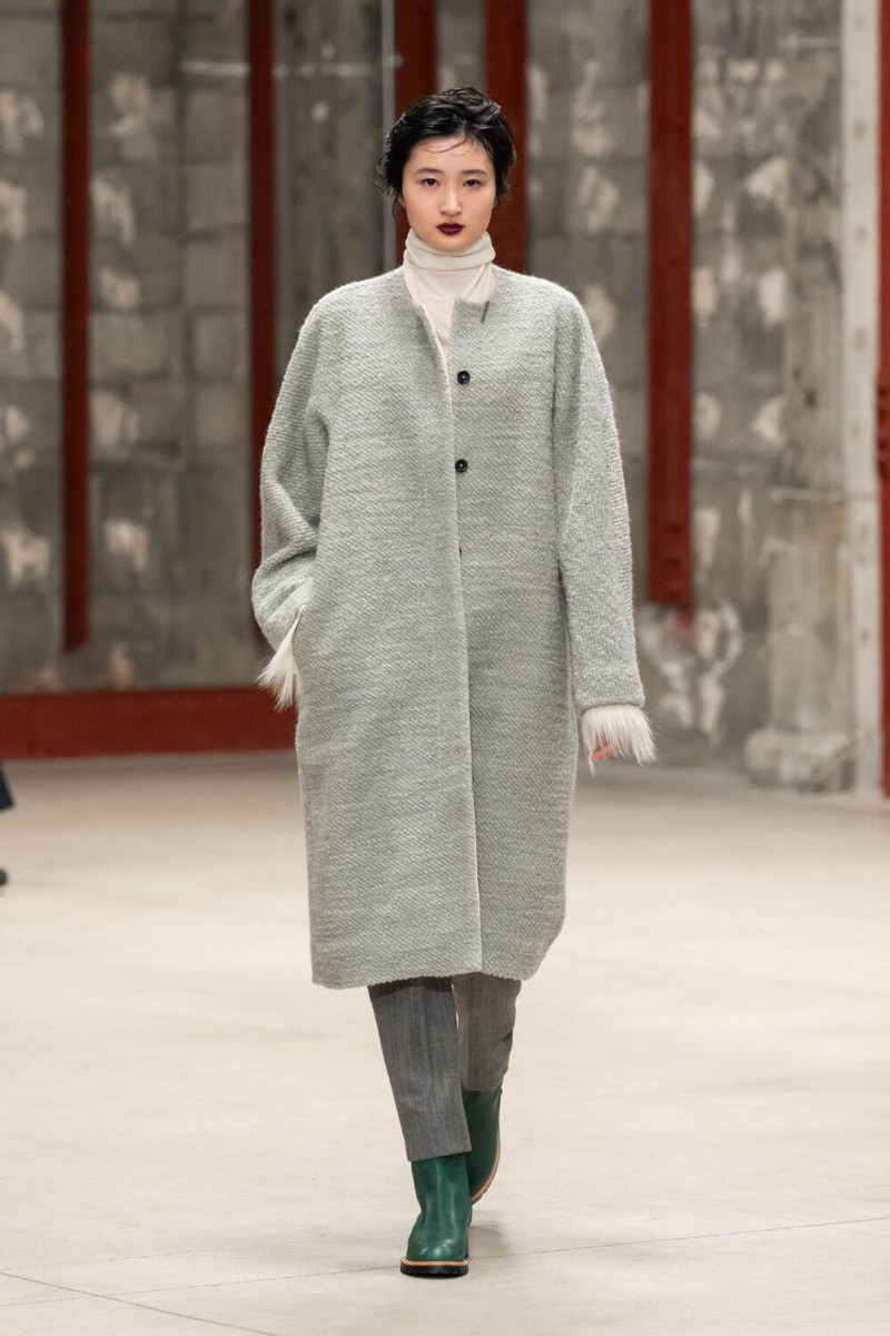 support surface fashion show for Autumn/Winter 2025