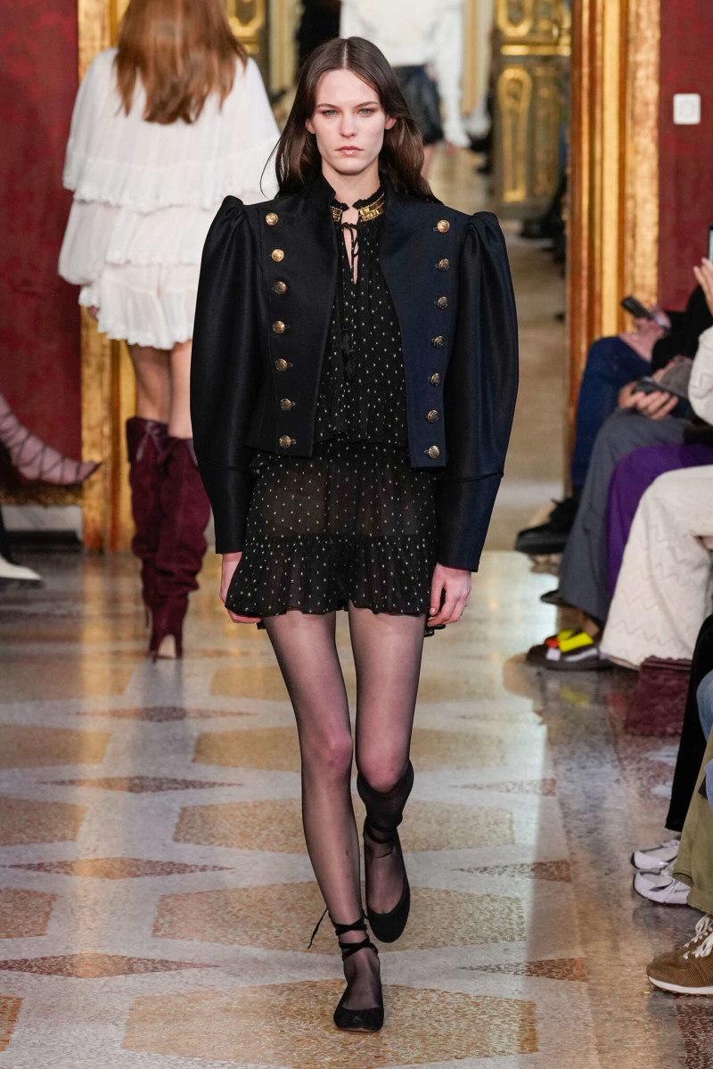Coline  Leclere featured in  the Twinset fashion show for Autumn/Winter 2025
