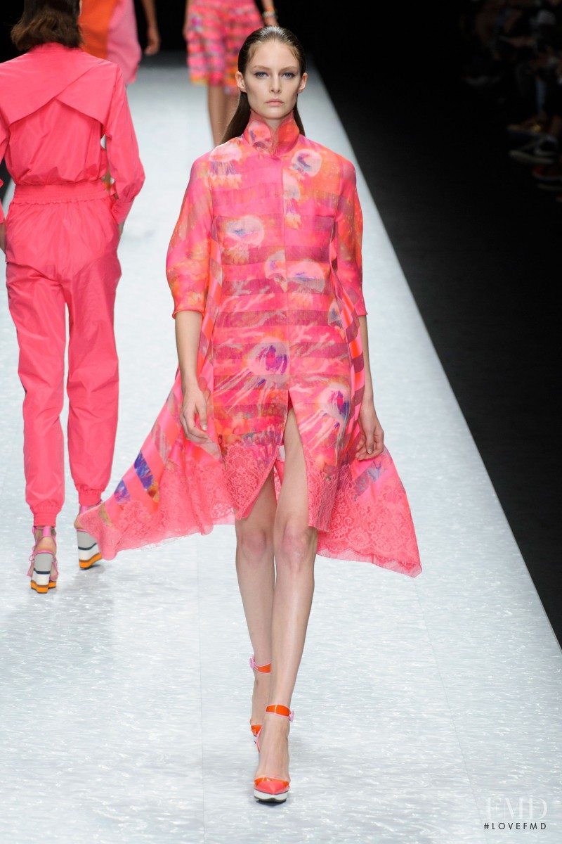 Shiatzy Chen fashion show for Spring/Summer 2015