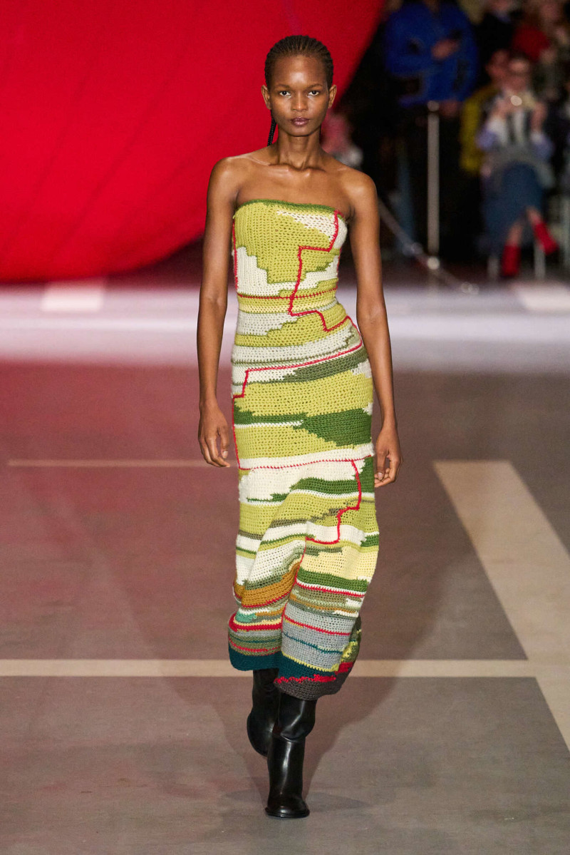 Baum und Pferdgarten fashion show for Autumn/Winter 2025