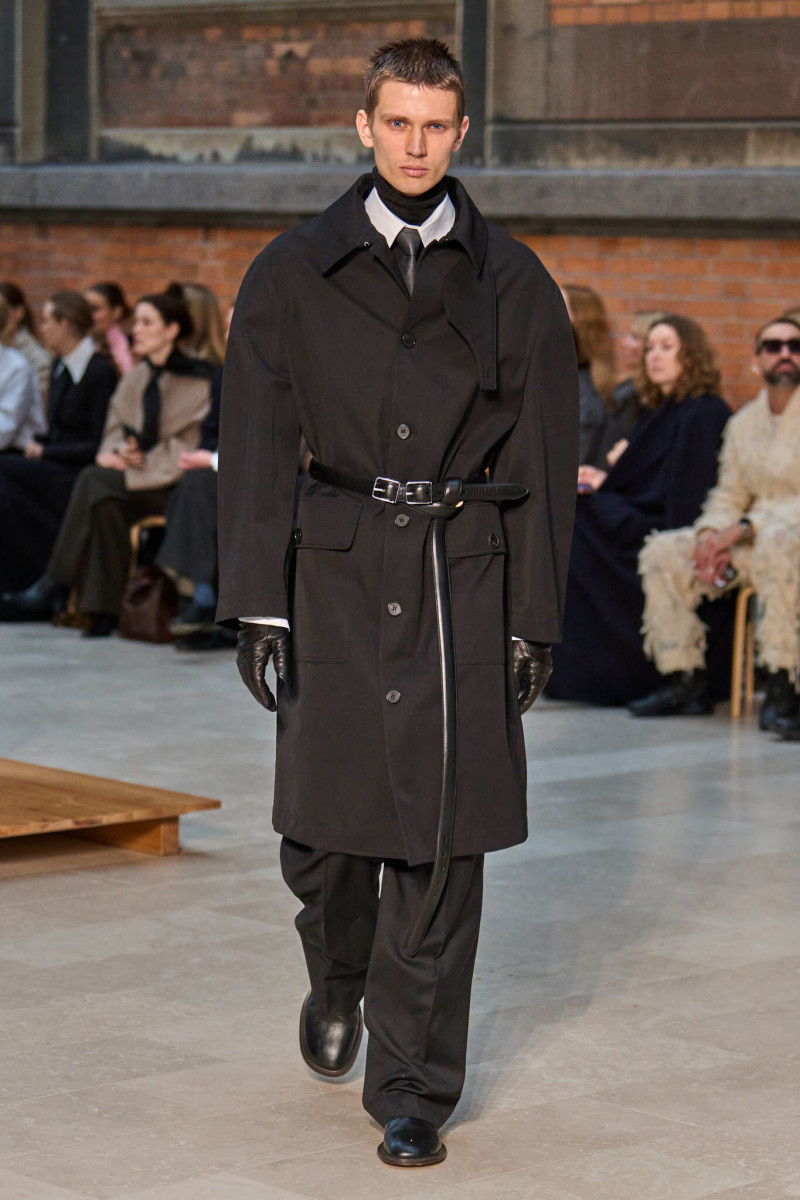 Mark Kenly Domino Tan fashion show for Autumn/Winter 2025