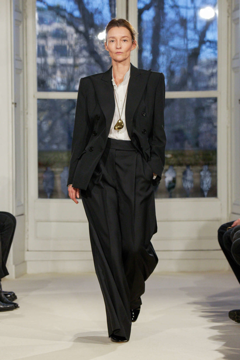 Alexandre Vauthier fashion show for Spring/Summer 2025