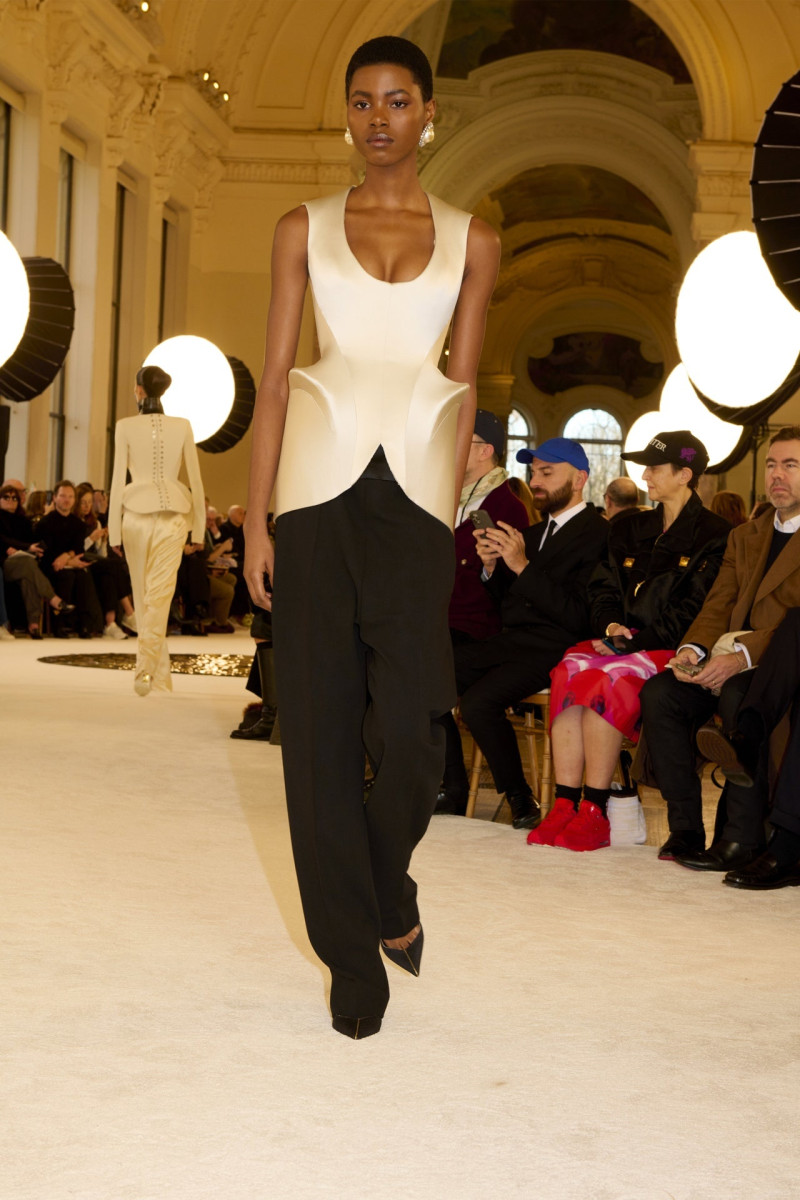 Schiaparelli fashion show for Spring/Summer 2025