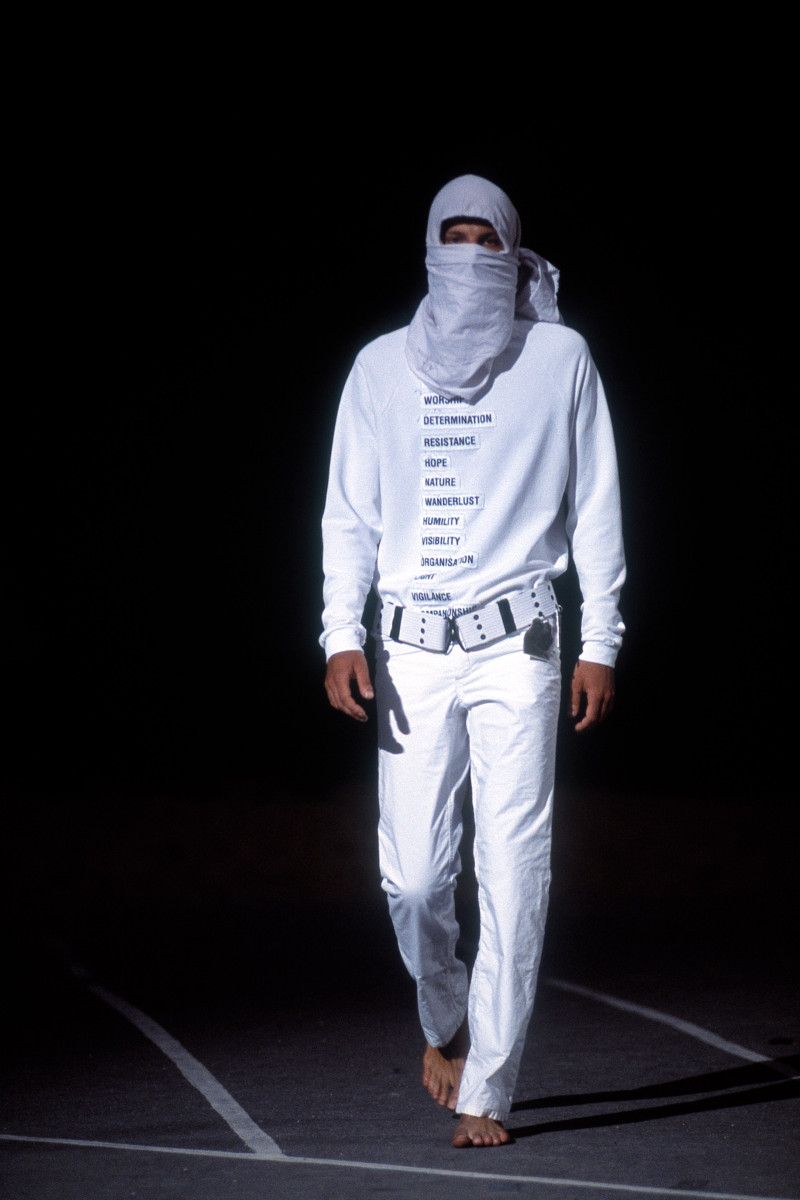 Raf Simons fashion show for Spring/Summer 2002