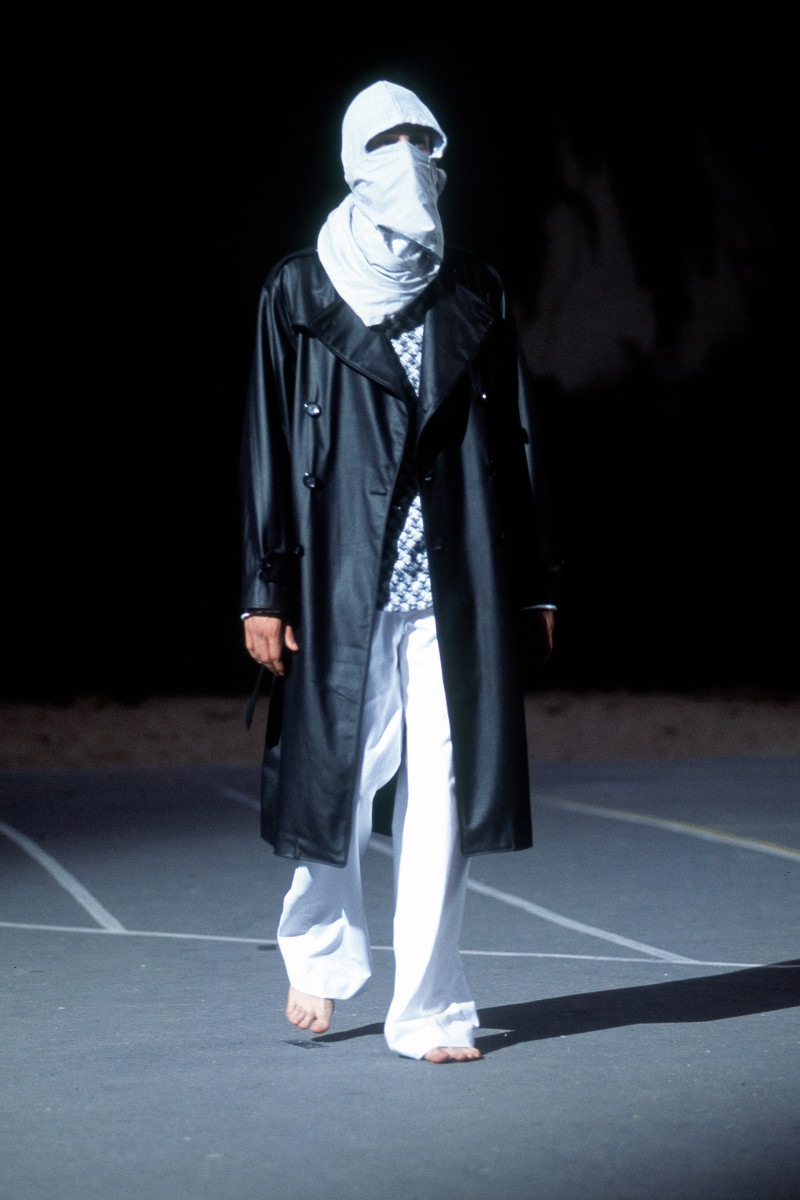 Raf Simons fashion show for Spring/Summer 2002