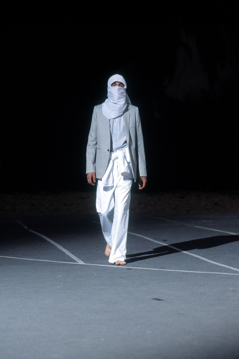 Raf Simons fashion show for Spring/Summer 2002