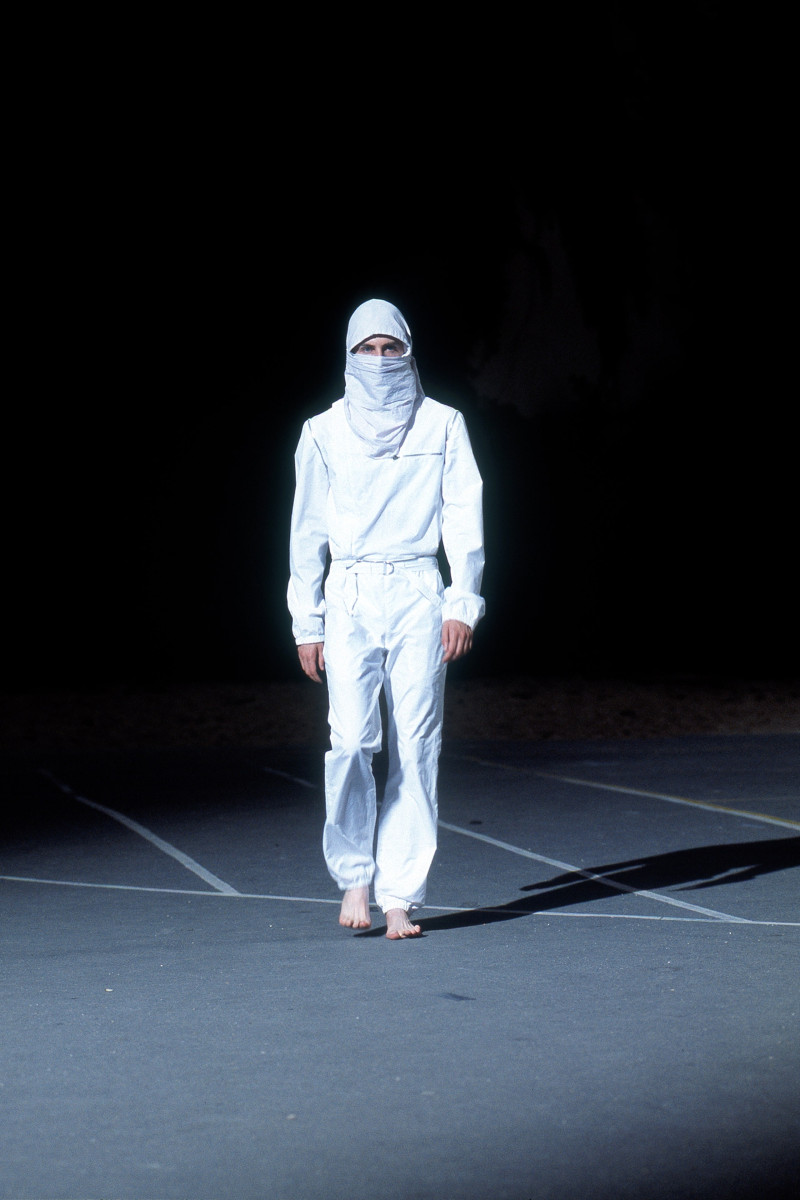 Raf Simons fashion show for Spring/Summer 2002