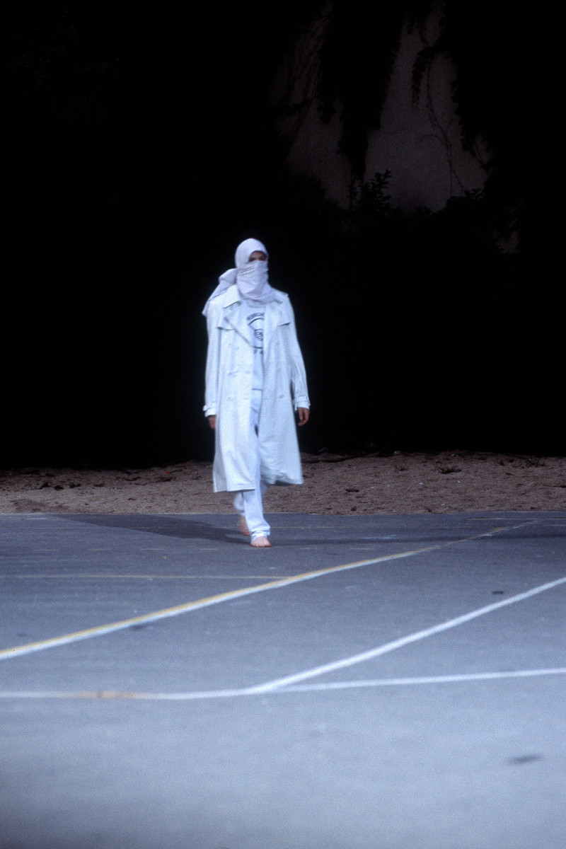 Raf Simons fashion show for Spring/Summer 2002