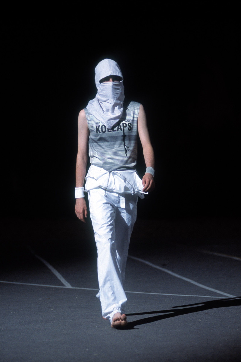 Raf Simons fashion show for Spring/Summer 2002
