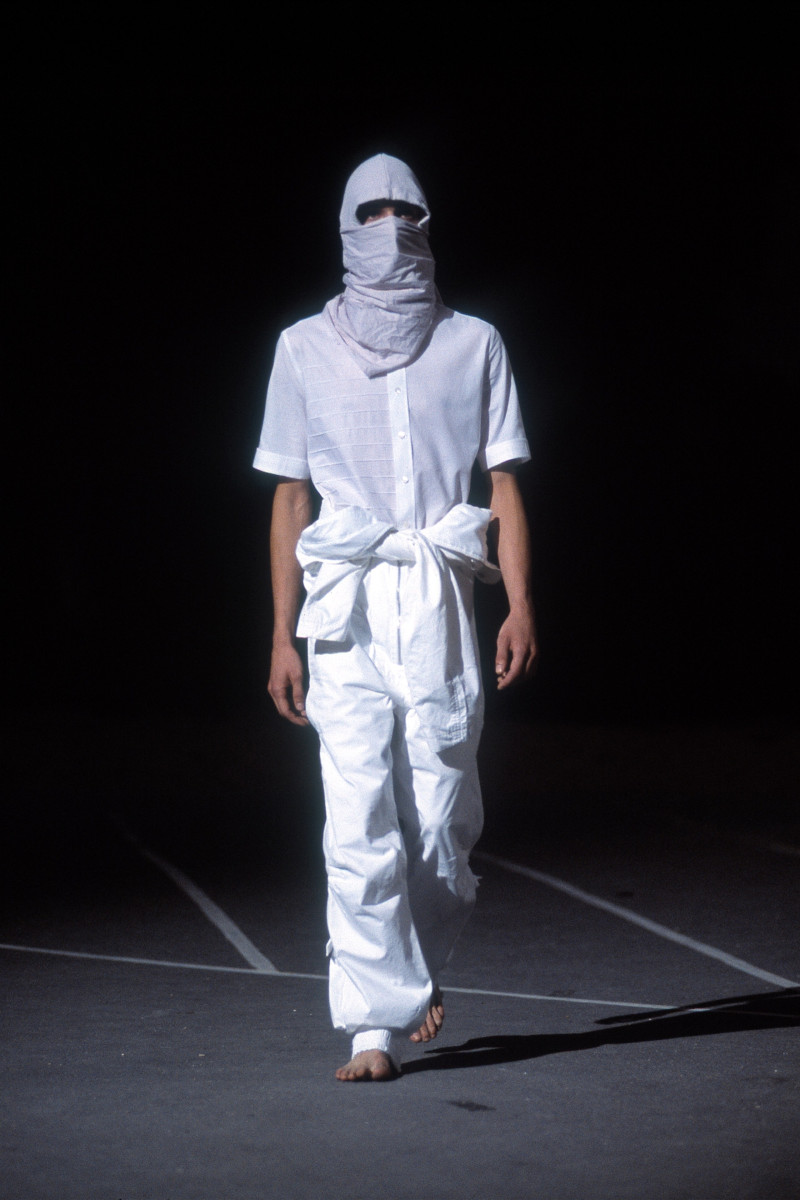 Raf Simons fashion show for Spring/Summer 2002