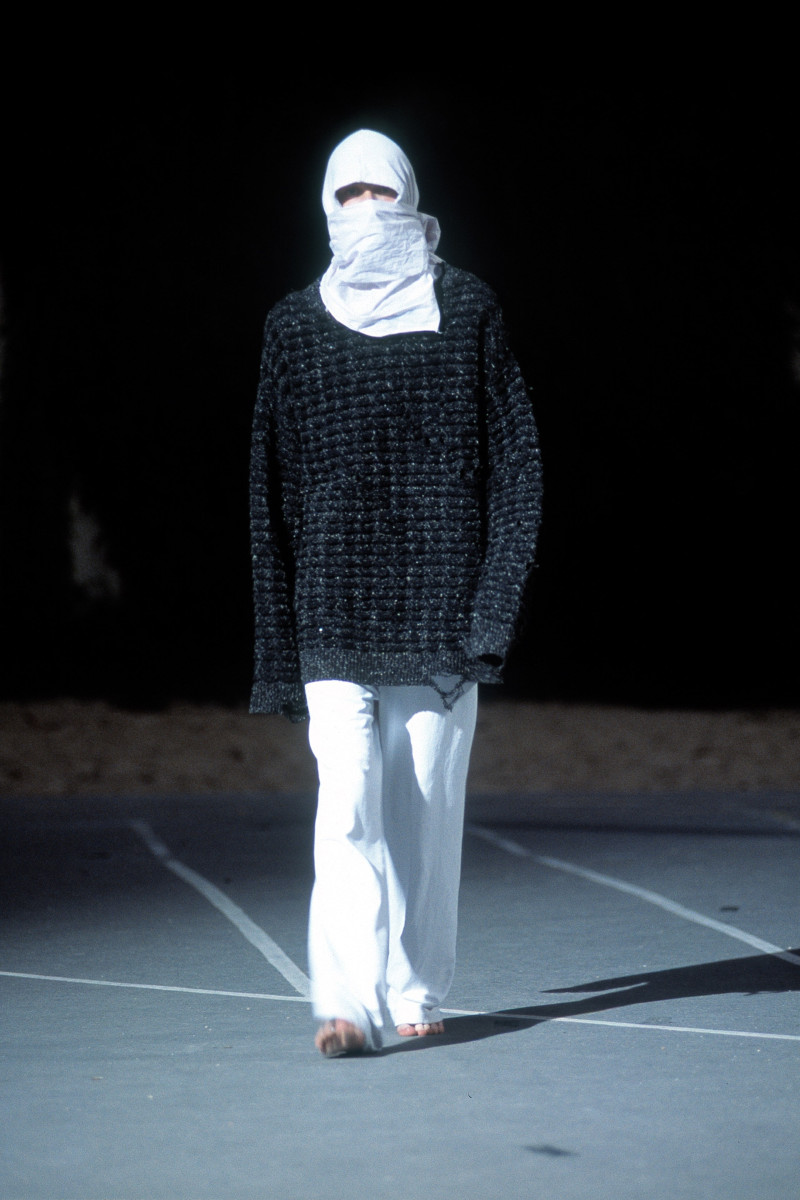 Raf Simons fashion show for Spring/Summer 2002