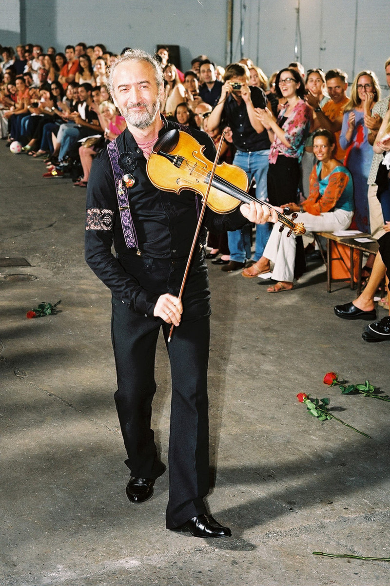 Rachel Comey fashion show for Spring/Summer 2002