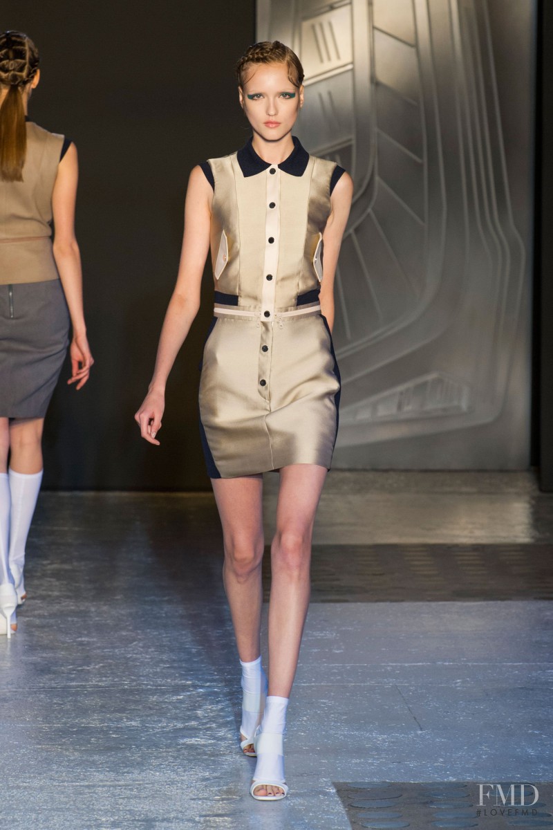 Jane Grybennikova featured in  the Masha Ma fashion show for Spring/Summer 2015